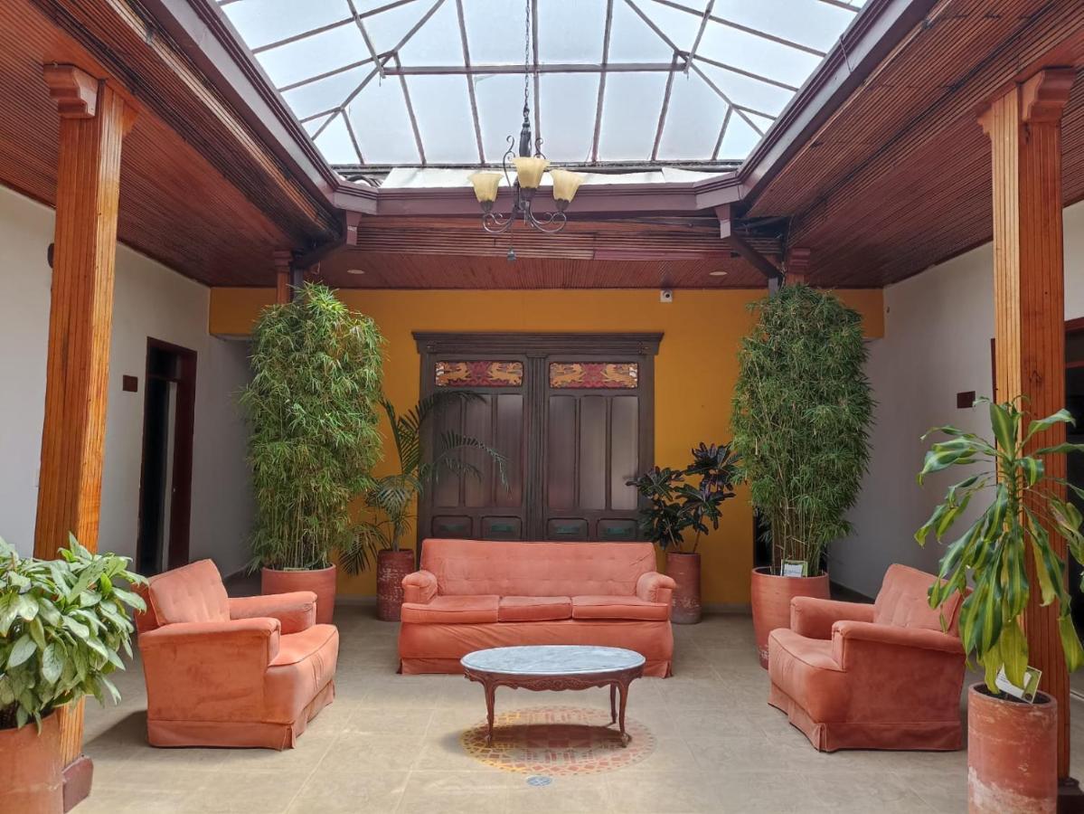 Hotel Plaza Mayor دويتاما المظهر الخارجي الصورة