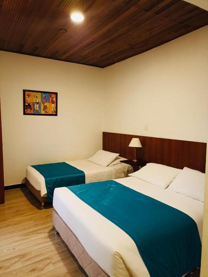 Hotel Plaza Mayor دويتاما الغرفة الصورة